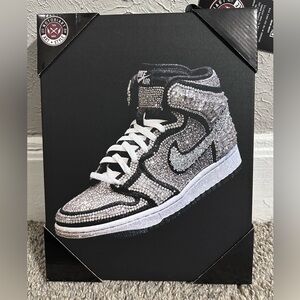 Nike Women's Glittering Black and White Sneakers canvas